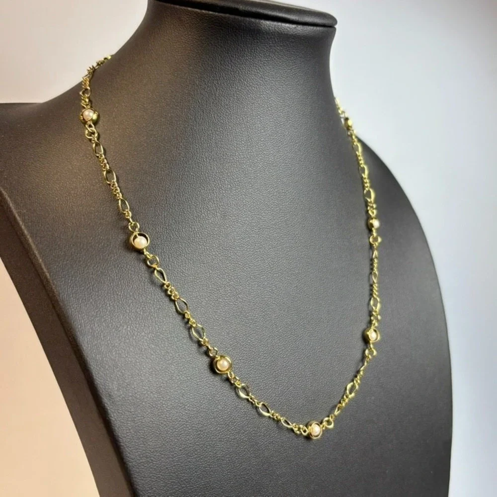Necklace Captive Pearl Choker Gold Tone Dainty Elegant Piece 16‎ inch